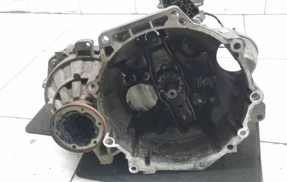 Seat Leon (5F) Manual 6 speed gearbox Qxh 20055 370788