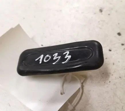 Peugeot 308 Tailgate opening switch