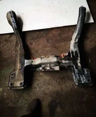 Citroen Jumpy Front subframe