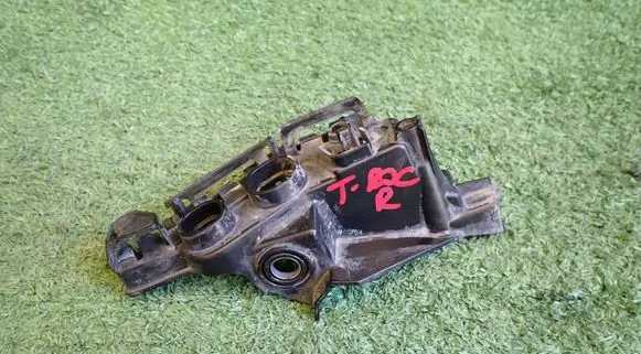 Volkswagen T-Roc Front bumper mounting bracket 2GA807050B 2GA807184B