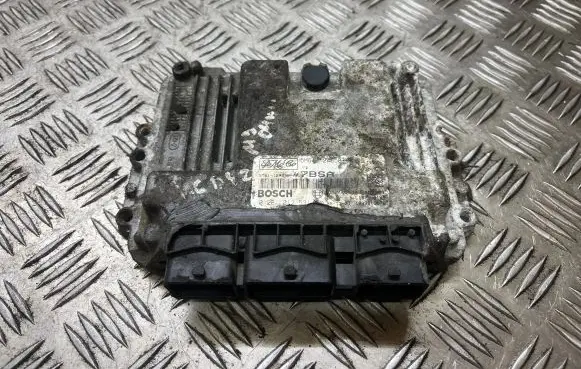Mazda 3 I Engine control unit/module 0281012531