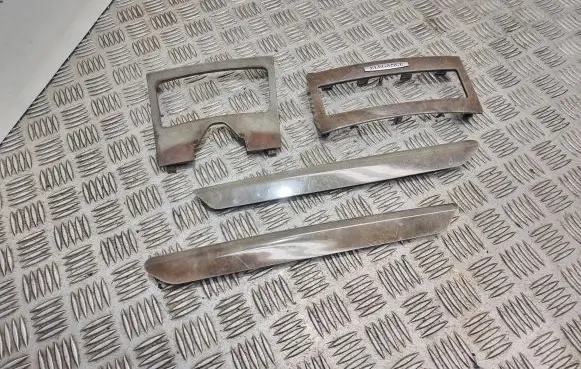 Mercedes-Benz E W212 Ashtray trim (front) A2126802907 A2126807407 A2126903862