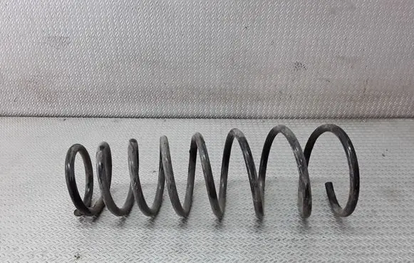 Toyota Avensis T220 Rear coil spring