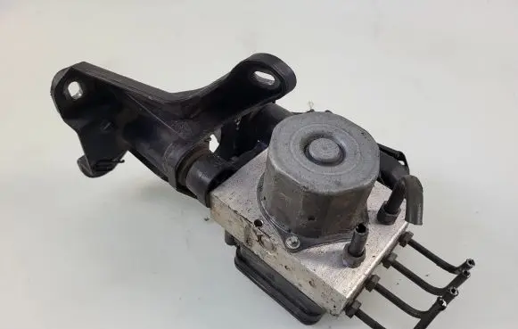Mercedes-Benz E W212 ABS Pump A2124311448