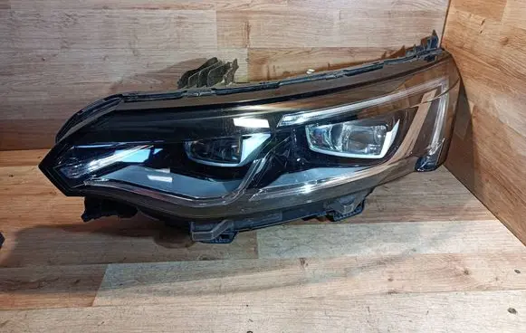 Renault Talisman Headlight/headlamp 260602488R 89911939