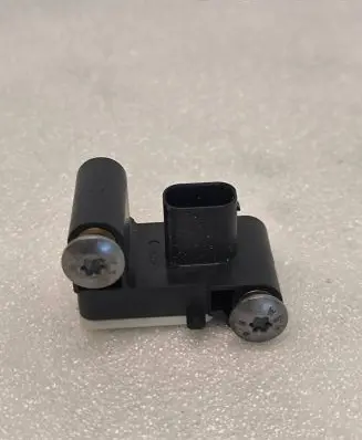 BMW 1 E81 E87 Airbag deployment crash/impact sensor 6911003 0285003900 080503546