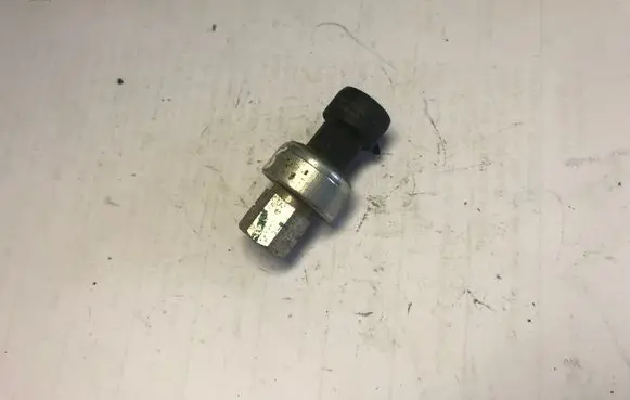 Air conditioning (A/C) pressure sensor