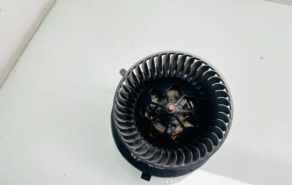 Volkswagen PASSAT CC Heater fan/blower 3C0907521F 3C1820015T CZ0160600869