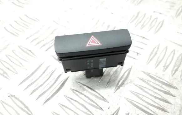 Volkswagen PASSAT B7 Hazard light switch 3AA953509