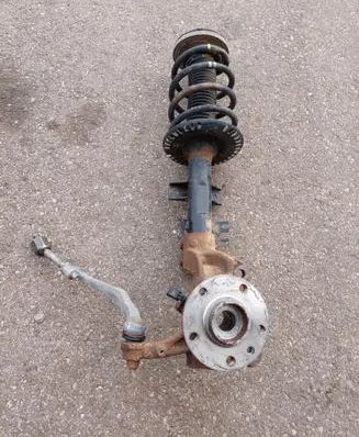 Volkswagen Transporter - Caravelle T5 Front wheel hub spindle knuckle 7H0258G