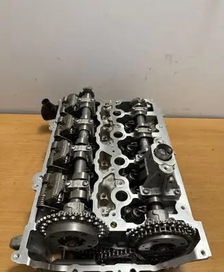 BMW 3 G20 G21 Engine head 8647846 8629907 8629906