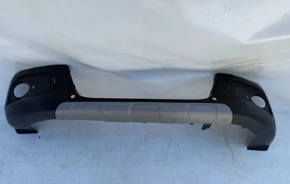 Front bumper lip
