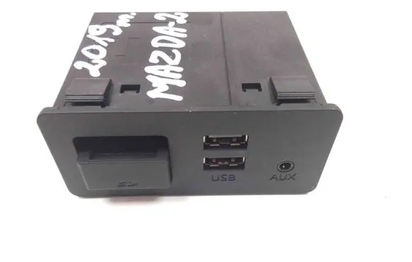 Mazda 2 AUX in-socket connector D09H669U0B