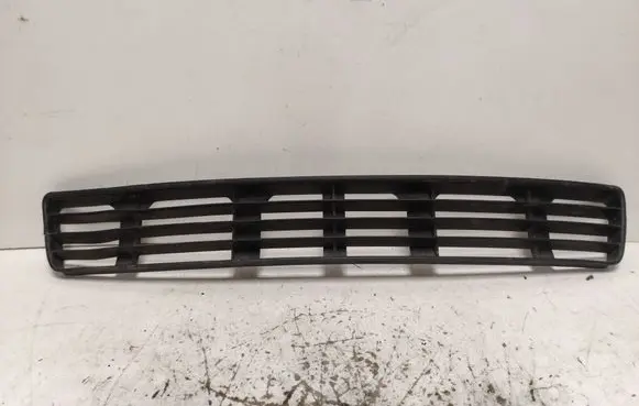 Audi A4 S4 B5 8D Front bumper lower grill 8D0807683