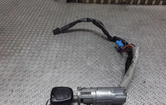 Citroen Xsara Picasso Ignition lock