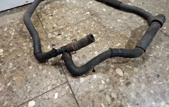 Lexus RX III Engine coolant pipe/hose