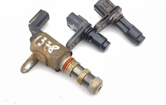 Toyota RAV 4 (XA50) Camshaft position sensor 
