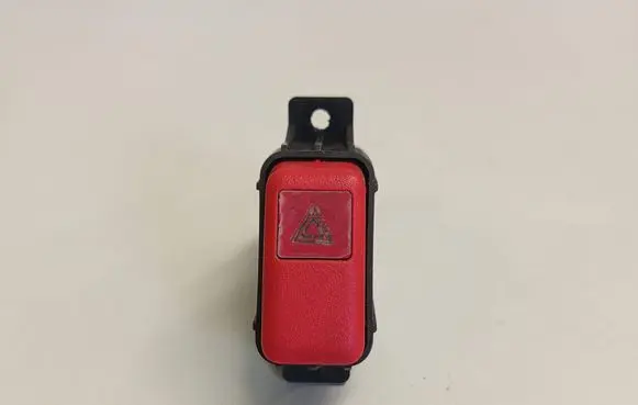 Honda CR-V Hazard light switch M11769