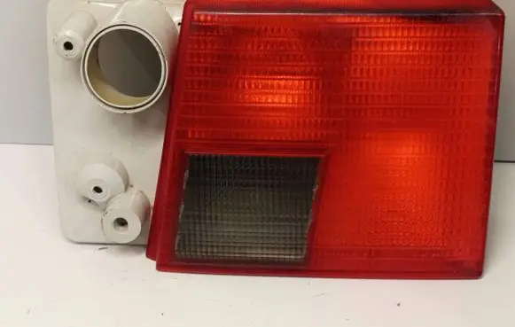 Audi A6 S6 C4 4A Tailgate rear/tail lights 4A0945094