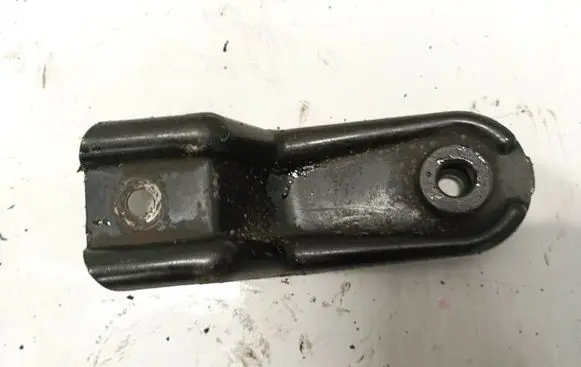 Subaru B9 Tribeca Radiator mount bracket 