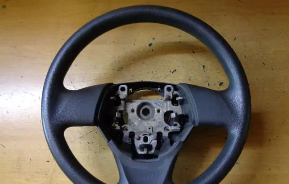 Mitsubishi Space Star Steering wheel