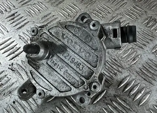Volvo XC70 Vacuum pump 31219463