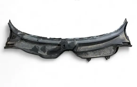 BMW Z4 E85 E86 Wiper trim 7043619