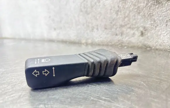 Opel Astra H Indicator stalk 24445280 2705203503