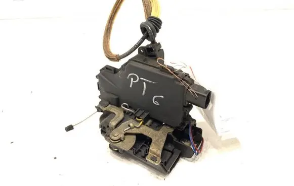 Seat Leon (1M) Rear door lock 3B4839016A