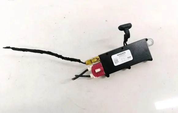 Antenna control unit