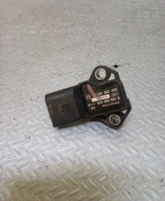 Volkswagen Jetta V Air pressure sensor 038906051B 0281002399