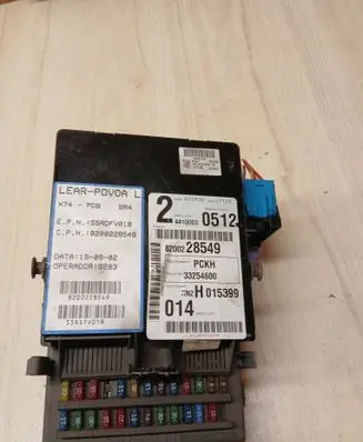 Renault Laguna II Fuse box set 518095427 8200004201E 8200148809