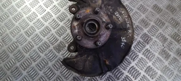 Toyota Avensis T250 Front brake disc dust cover plate 