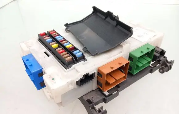 Ford S-MAX Fuse module 6G9T14A073DJ