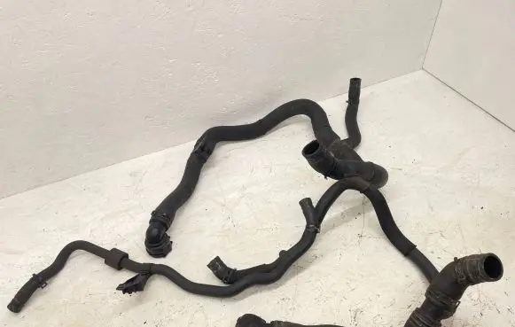 Volkswagen Tiguan Engine coolant pipe/hose 3C0122291 5N0122291A 1K0133687B