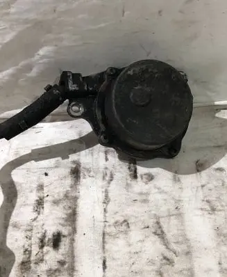 BMW 5 E39 Vacuum pump 77868415 02T0392753 72832710C