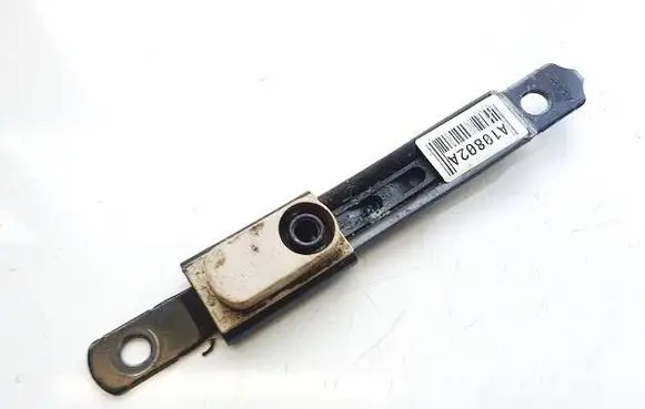 Hyundai Getz Seat belt adjustment rail a0522a