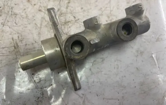 Hyundai i10 Master brake cylinder 13/161522