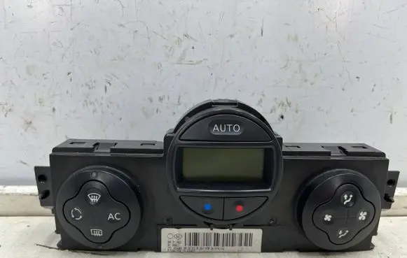 Renault Megane II Climate control unit 8200413906