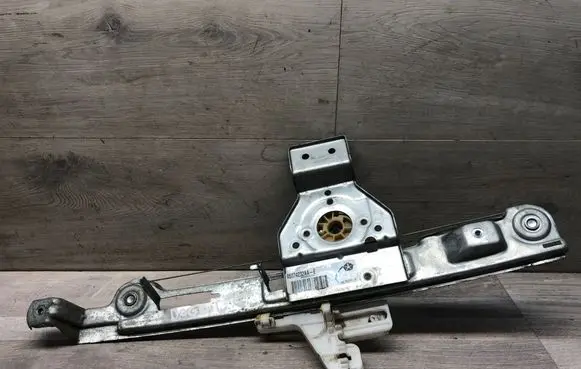 Dodge Caliber Rear window lifting mechanism without motor 05074232AA S5083033