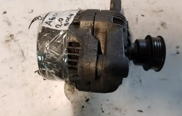 Audi A6 S6 C4 4A Generator/alternator 0123335001