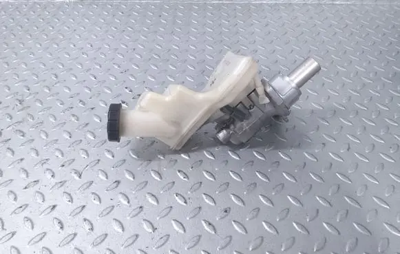 Mercedes-Benz A W177 Master brake cylinder A1774304400 1774304400