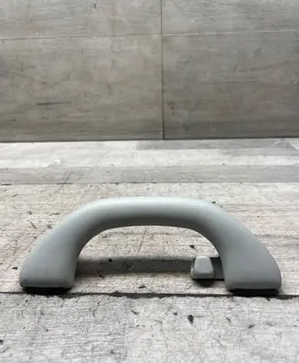 Volkswagen PASSAT B7 Front interior roof grab handle 1K0857607