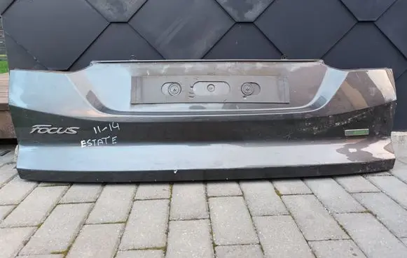 Ford Focus Tailgate trim BM51N425A30A