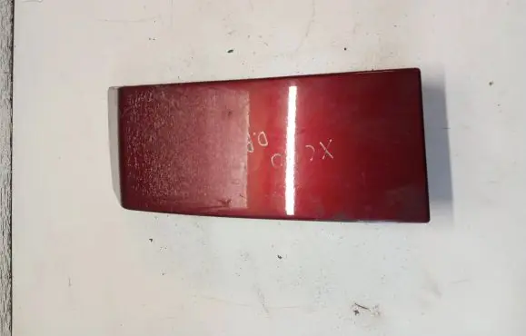 Volvo XC90 Rear/tail light trim molding 8620820 1425