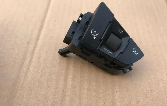 Opel Insignia A Steering wheel buttons/switches 13293155
