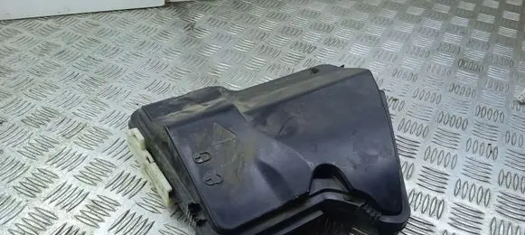 BMW X6 F16 Fuse box cover 7555102