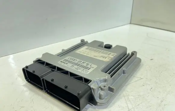 Audi A6 S6 C6 4F Engine control unit/module 4F0907401A 4F0910401F