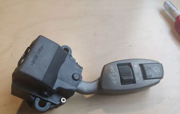 BMW 7 E65 E66 Wiper control stalk 6911519