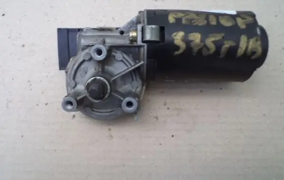 Fiat Palio Front wiper linkage and motor